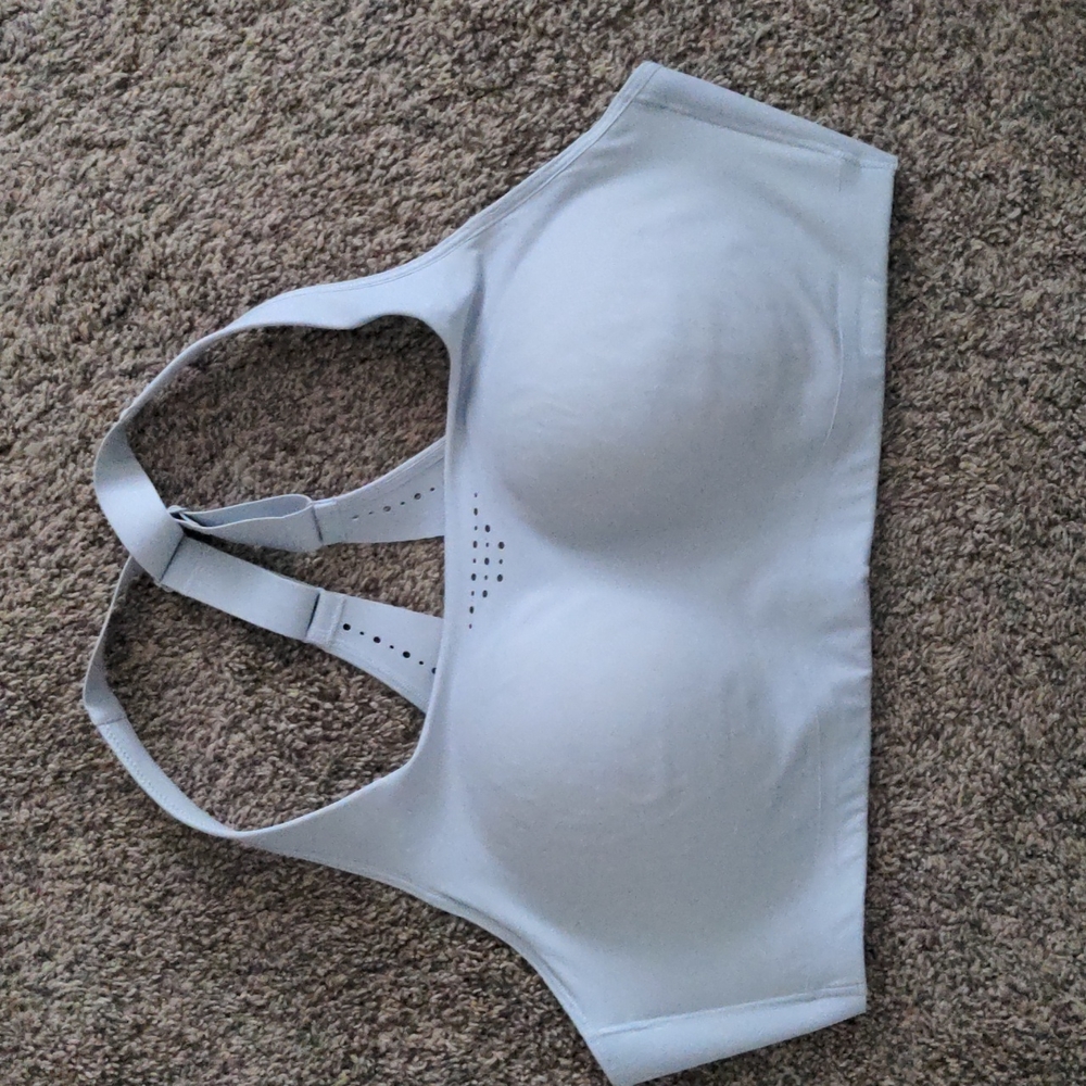 Athleta phenomenon sports bra